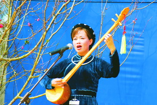 Cây đàn Tính và lời hát Then